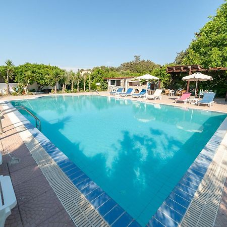 Artemis Studios - Pool And Garden Коскину Экстерьер фото