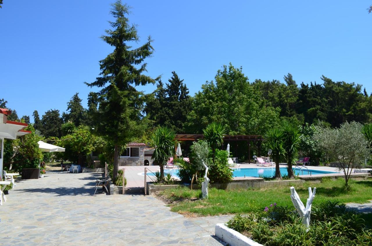Artemis Studios - Pool And Garden Коскину Экстерьер фото